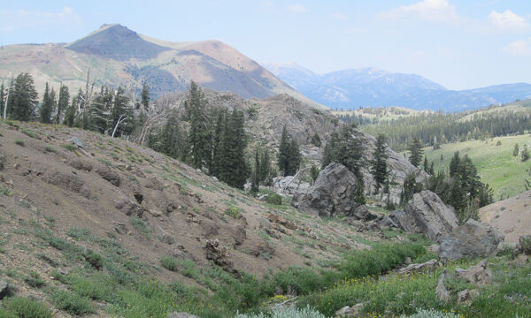 Lake Winnemucca to Round Top Lake